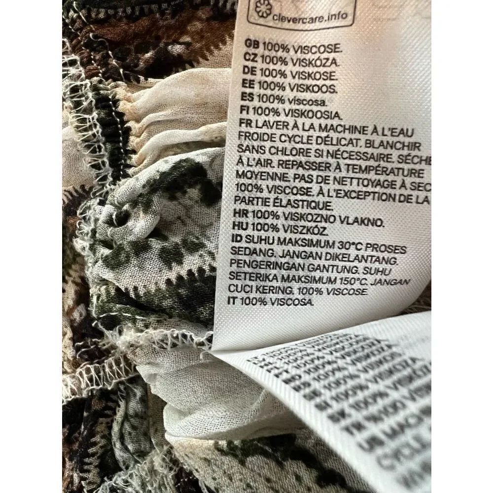 H&M Snakeskin Pattern Print Semi Sheer Deep V Blouse Size 2 - Picture 7 of 11